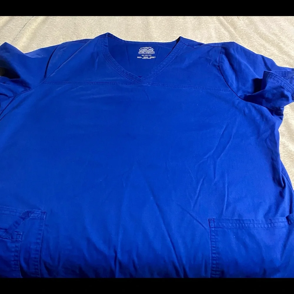 🩺Cherokee Scrub Top🩺 - Picture 1 of 4
